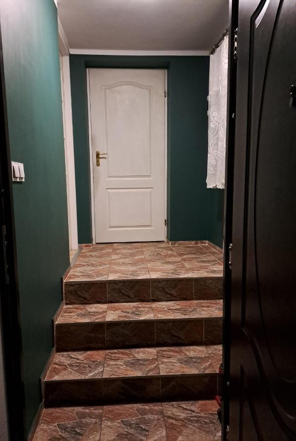 Twoja Przestrzen Noclegi Pokoje Mieszkanie Do Wynajecia Nowy Sącz Exterior photo